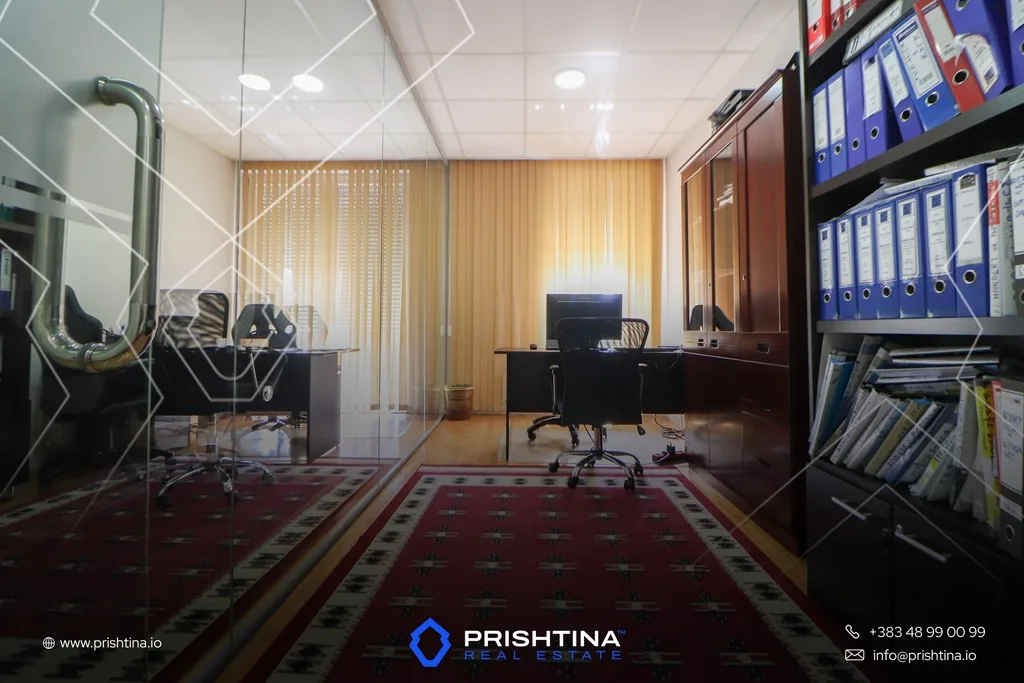 Zyre në #shitje 167m² në Veternik 🏢✨