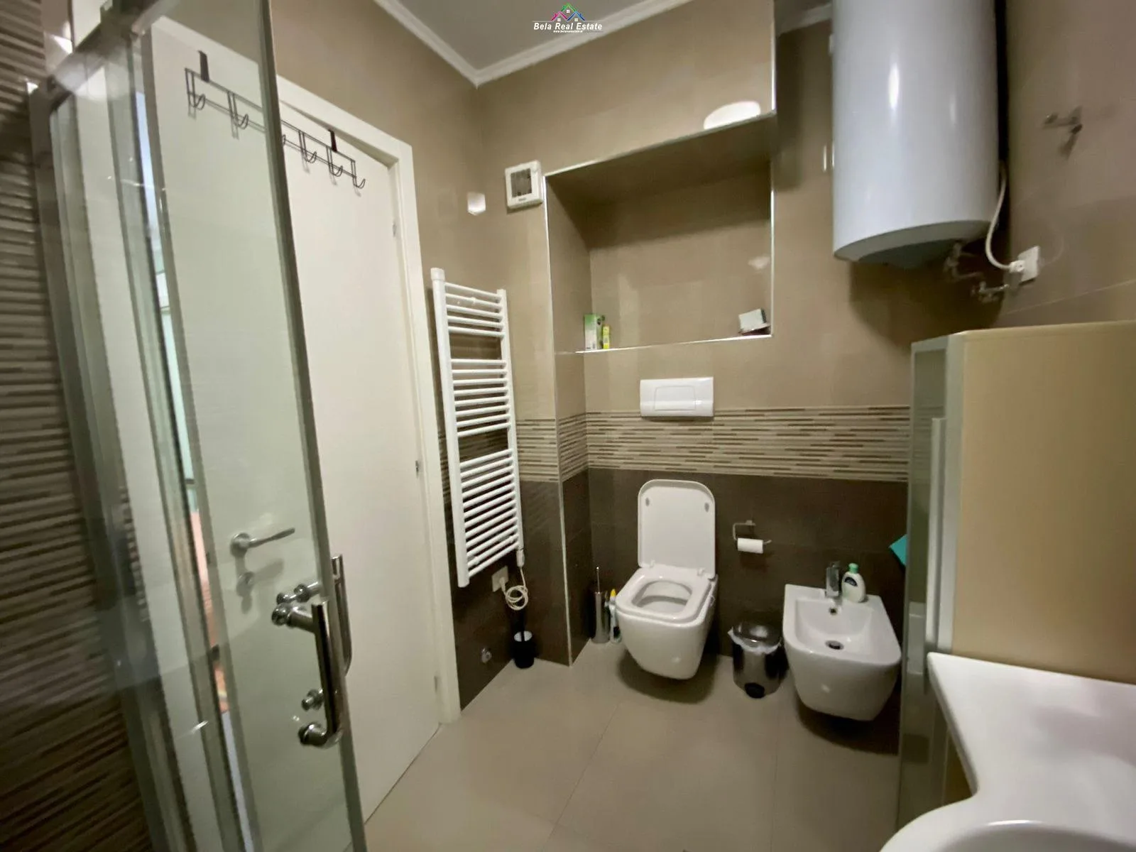 Apartament Ne Shitje 2+1+ Post Parkim Tek Shkembi i Kavajes (ID BDR18) Durres