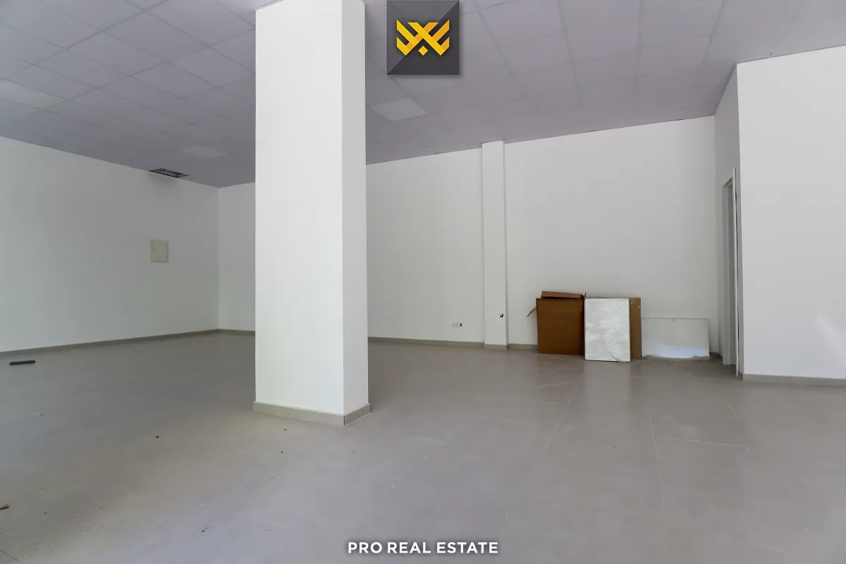 Lokal 86m² me #QIRA te Rruga C
