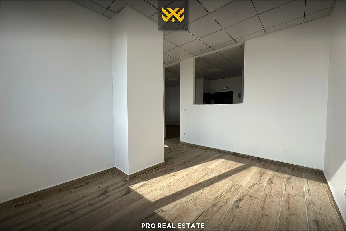 Lokal - Zyrë 60.50m² me #QIRA te Prishtina e Re.