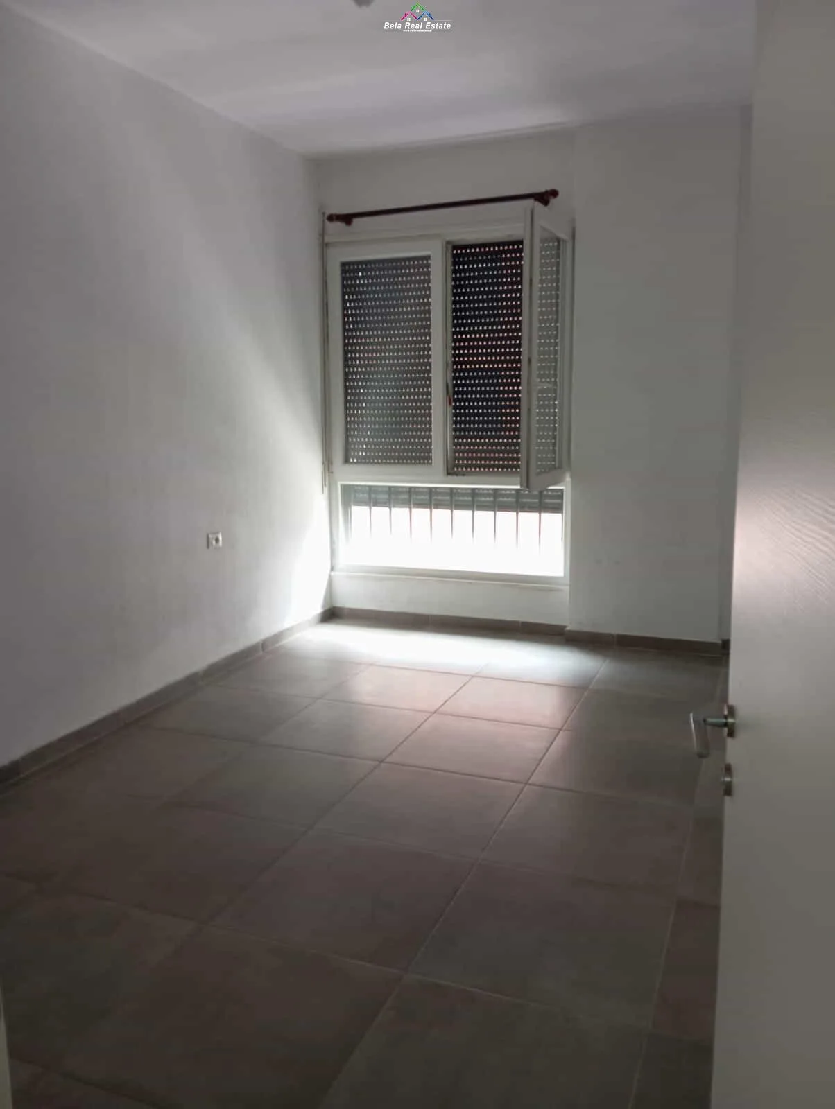 Zyre Me Qera 2+1 Ne  5 Maj (ID BZ2794) Tirane