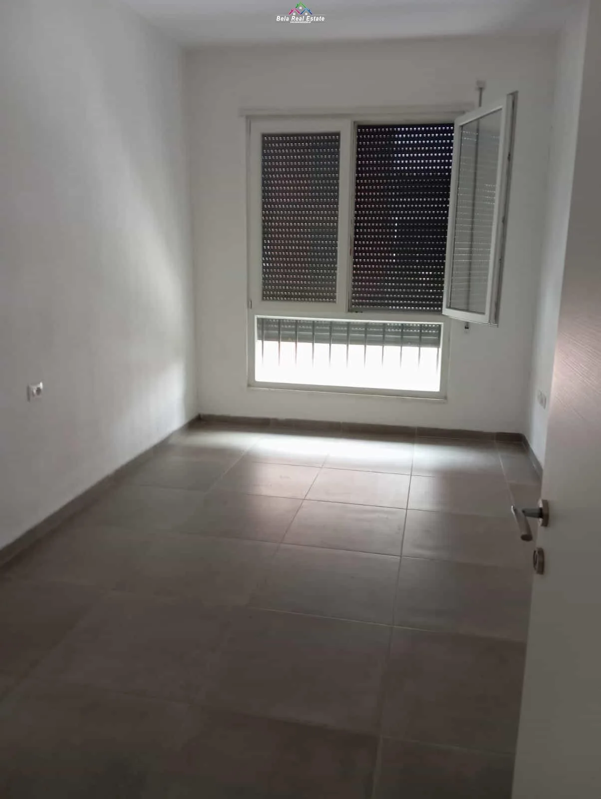Zyre Me Qera 2+1 Ne  5 Maj (ID BZ2794) Tirane