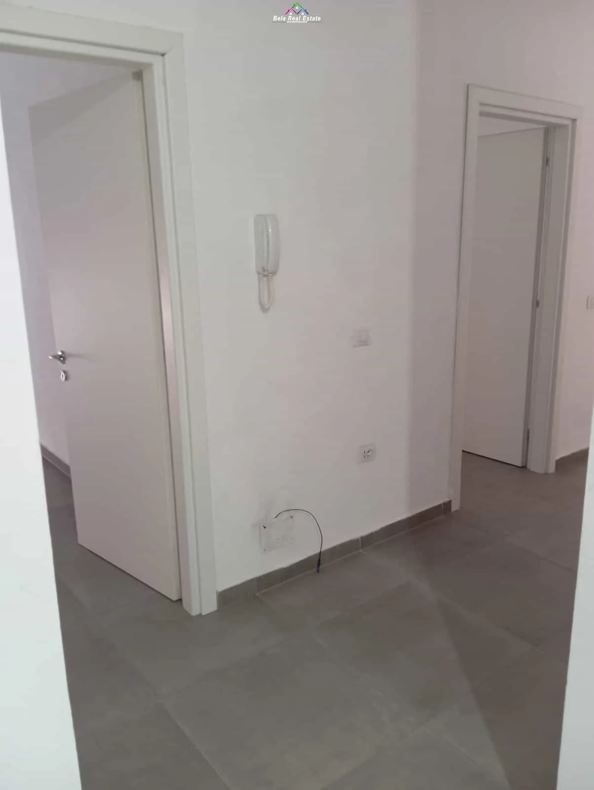 Zyre Me Qera 2+1 Ne  5 Maj (ID BZ2794) Tirane