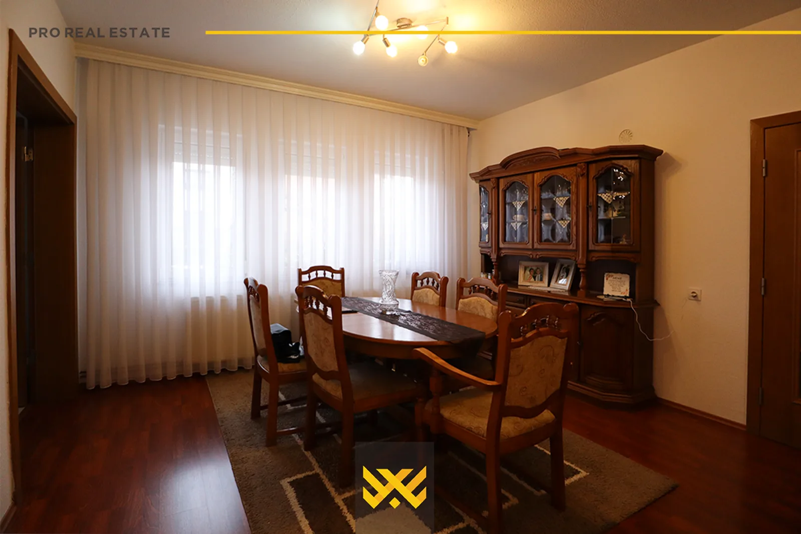 Shtëpi 320m² në #SHITJE në Bardhosh.