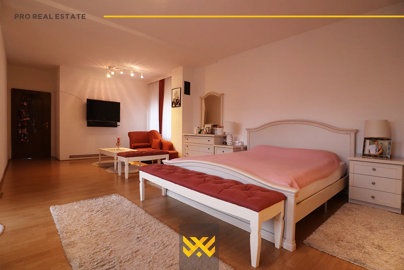 Shtëpi 320m² në #SHITJE në Bardhosh.
