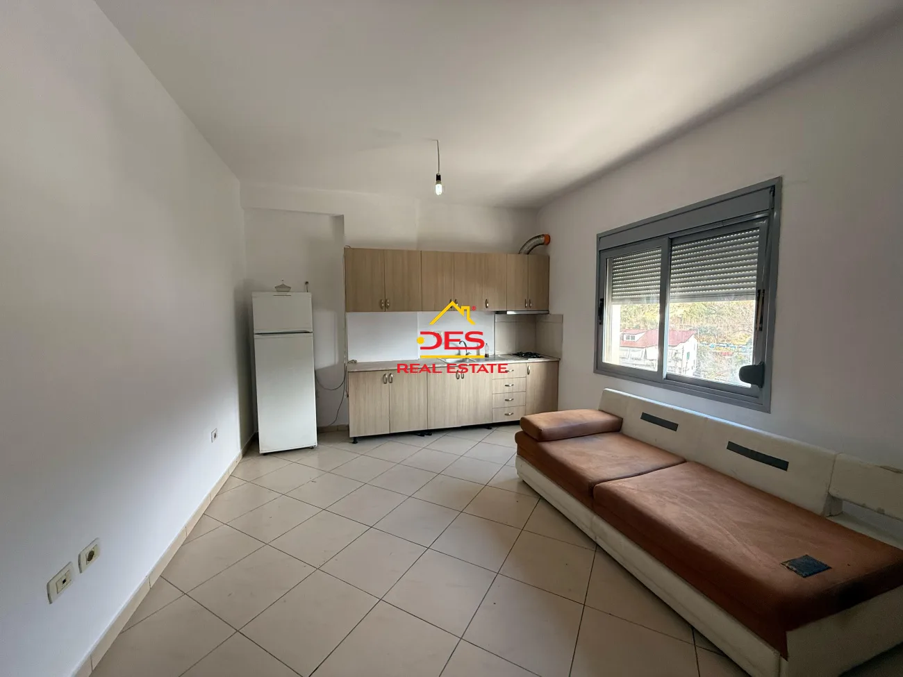 Shitet apartament 2+1 te bishti i kalldrëmit, vlorë.
