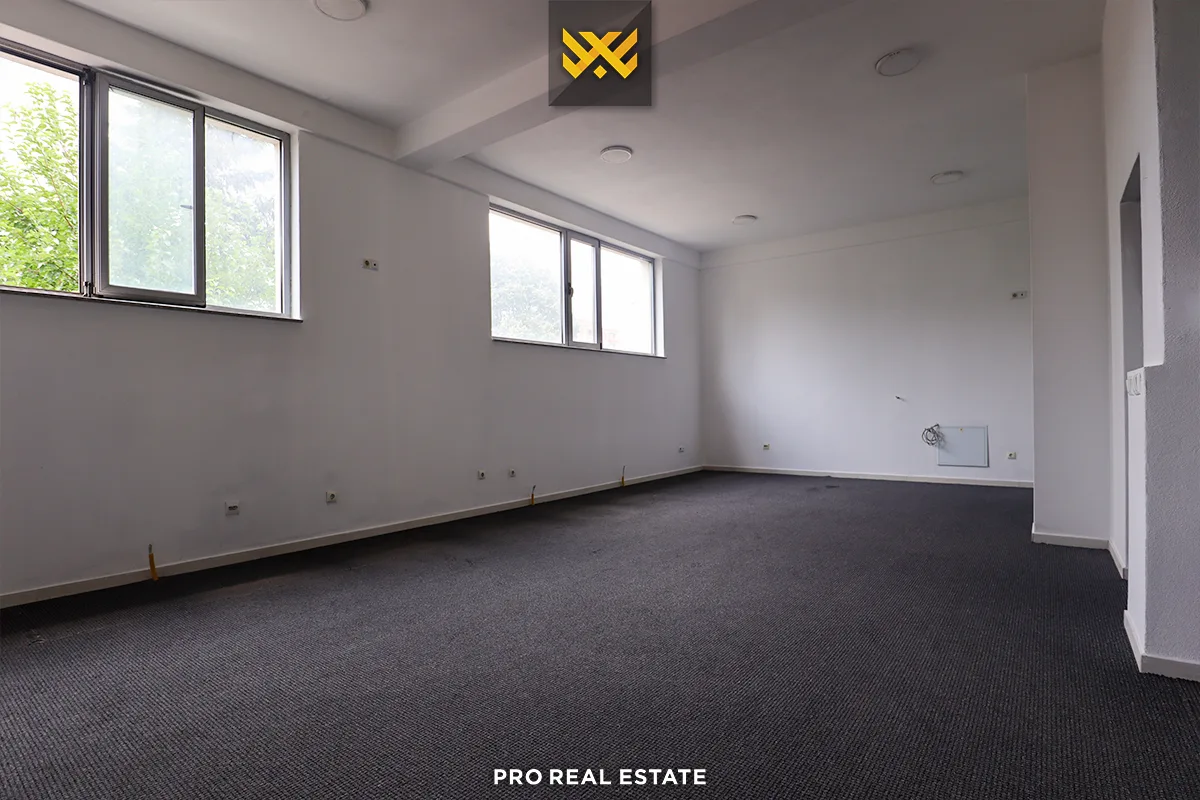 Lokal 190m² me #QIRA në Fushë Kosovë