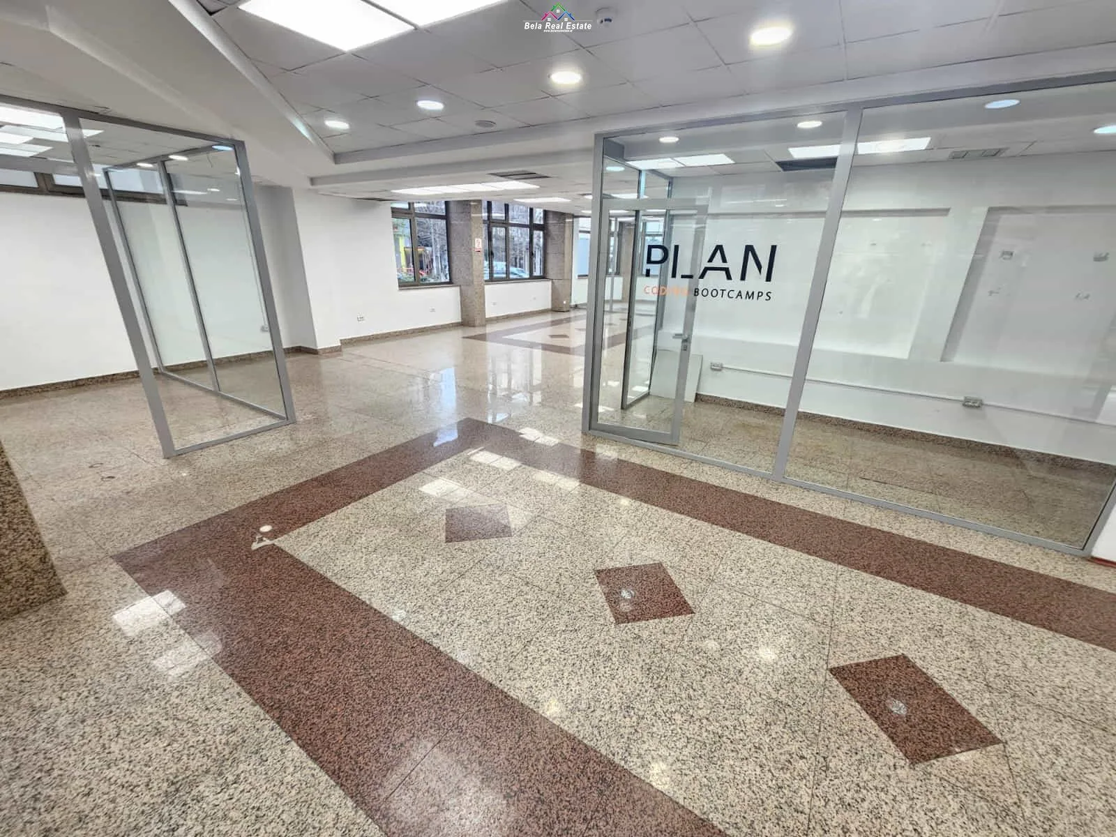 Zyre Me Qera Ne Bllok ( ID BZ2874) Tirane