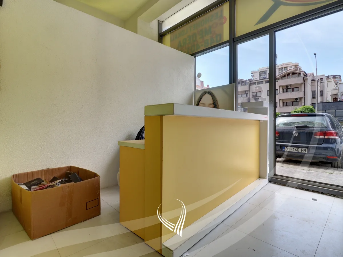 Lokal 84m2 me qira në lagjen Arbëria – Dragodan