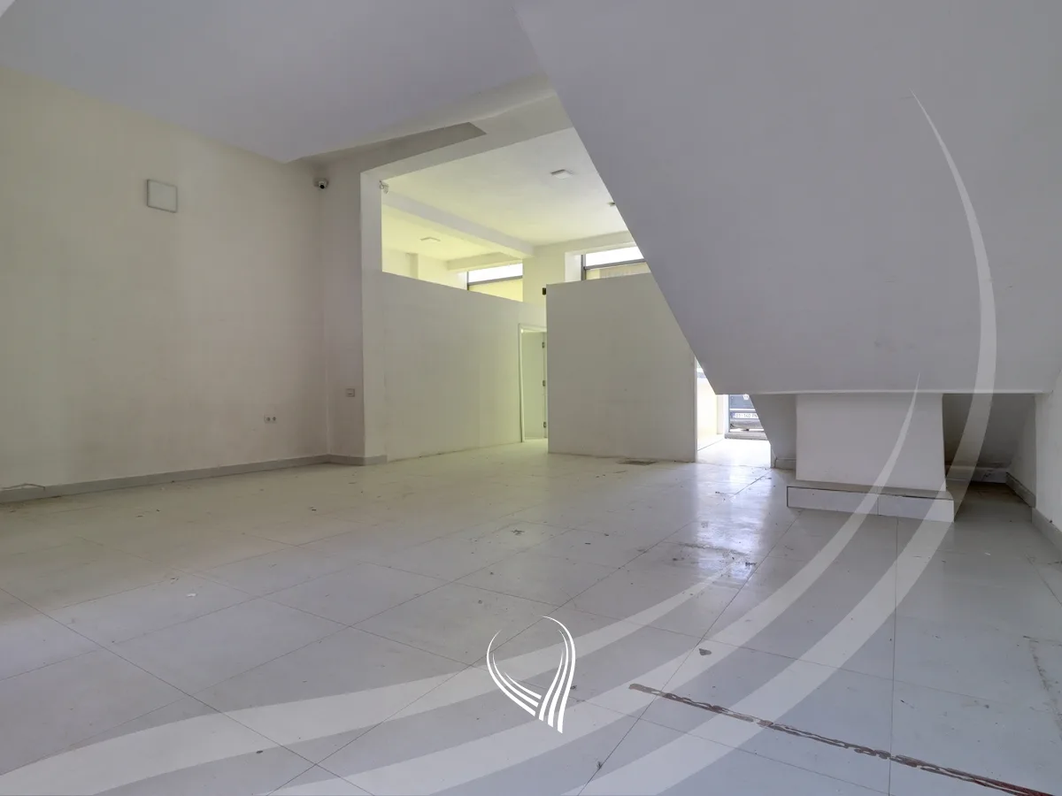 Lokal 84m2 me qira në lagjen Arbëria – Dragodan