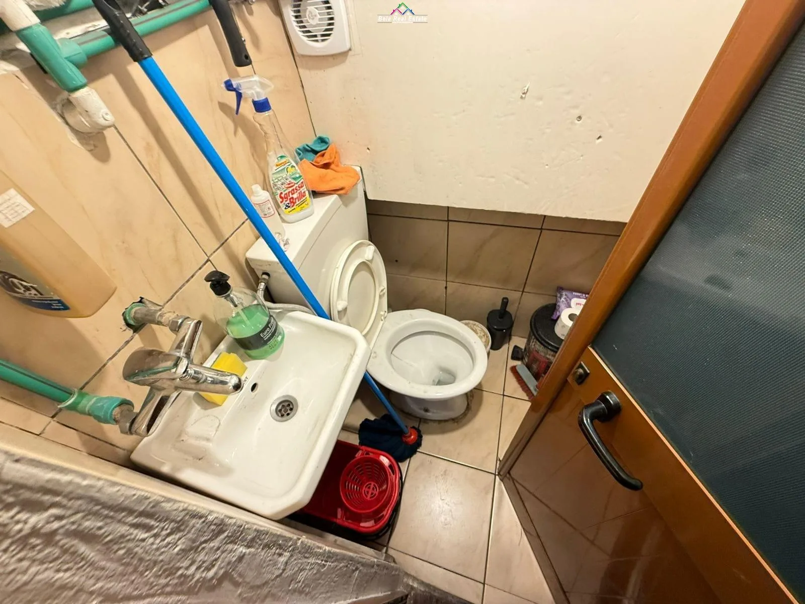 Dyqan Me Qera Tek Pazari i Ri (ID BD21786) Tirane