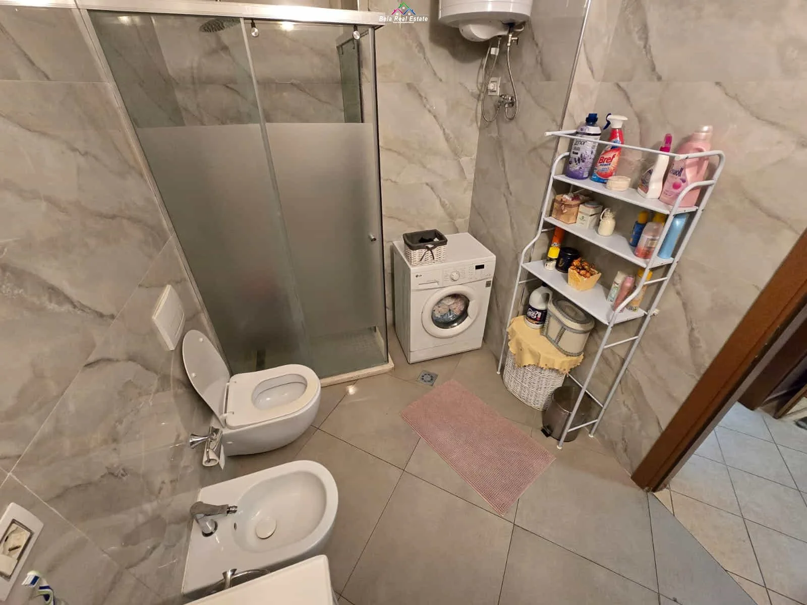 Apartament Me Qera 2+1 Tek Rruga e Kavajes ( ID B2201812) Tirane