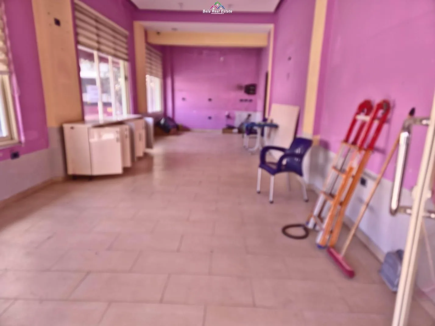 Dyqan ne Shitje tek Ish Tregu Elektrik  (ID BD1156) Tirane