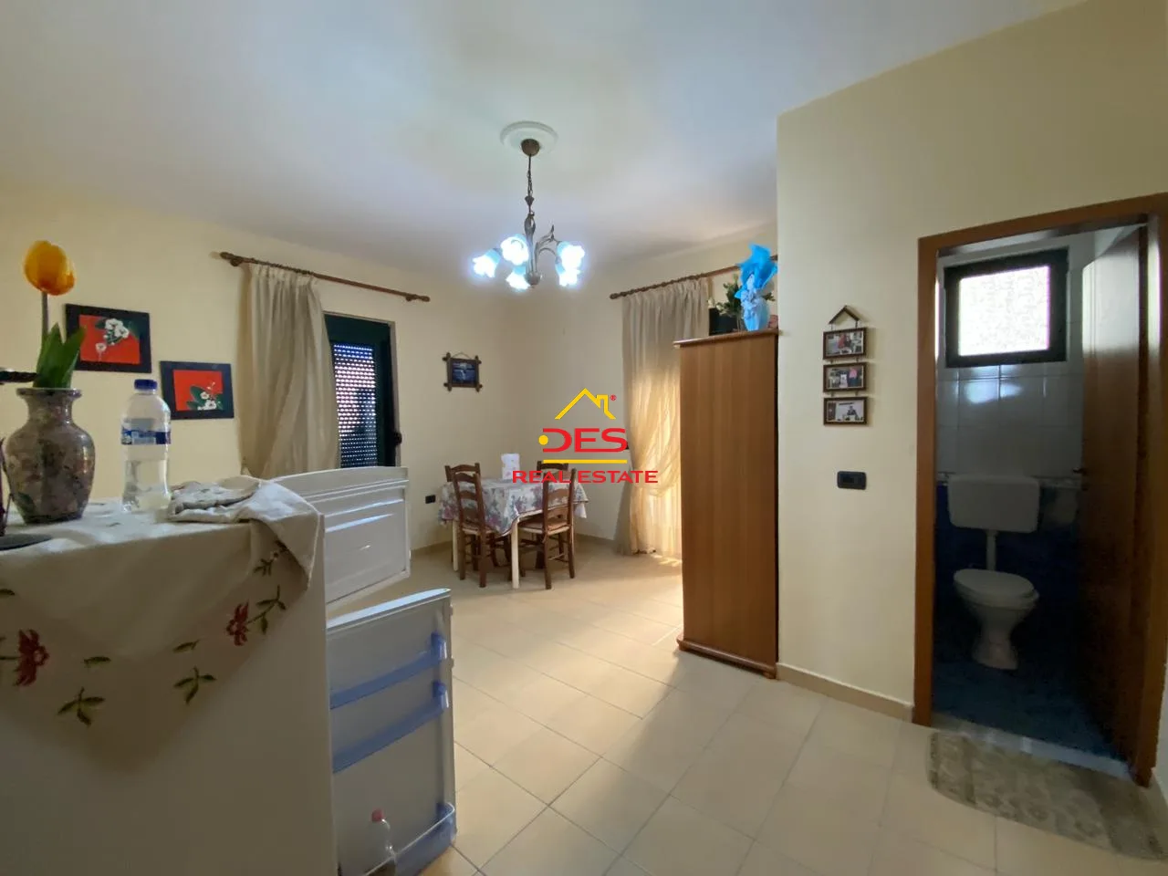 Shitet vilë 3-kate pranë spitalit rajonal,vlorë