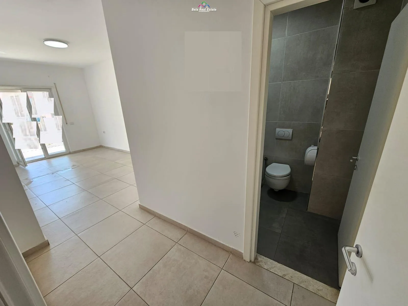 Zyre Me Qera tek Rruga e Barrikadave (ID BZ2688) Tirane