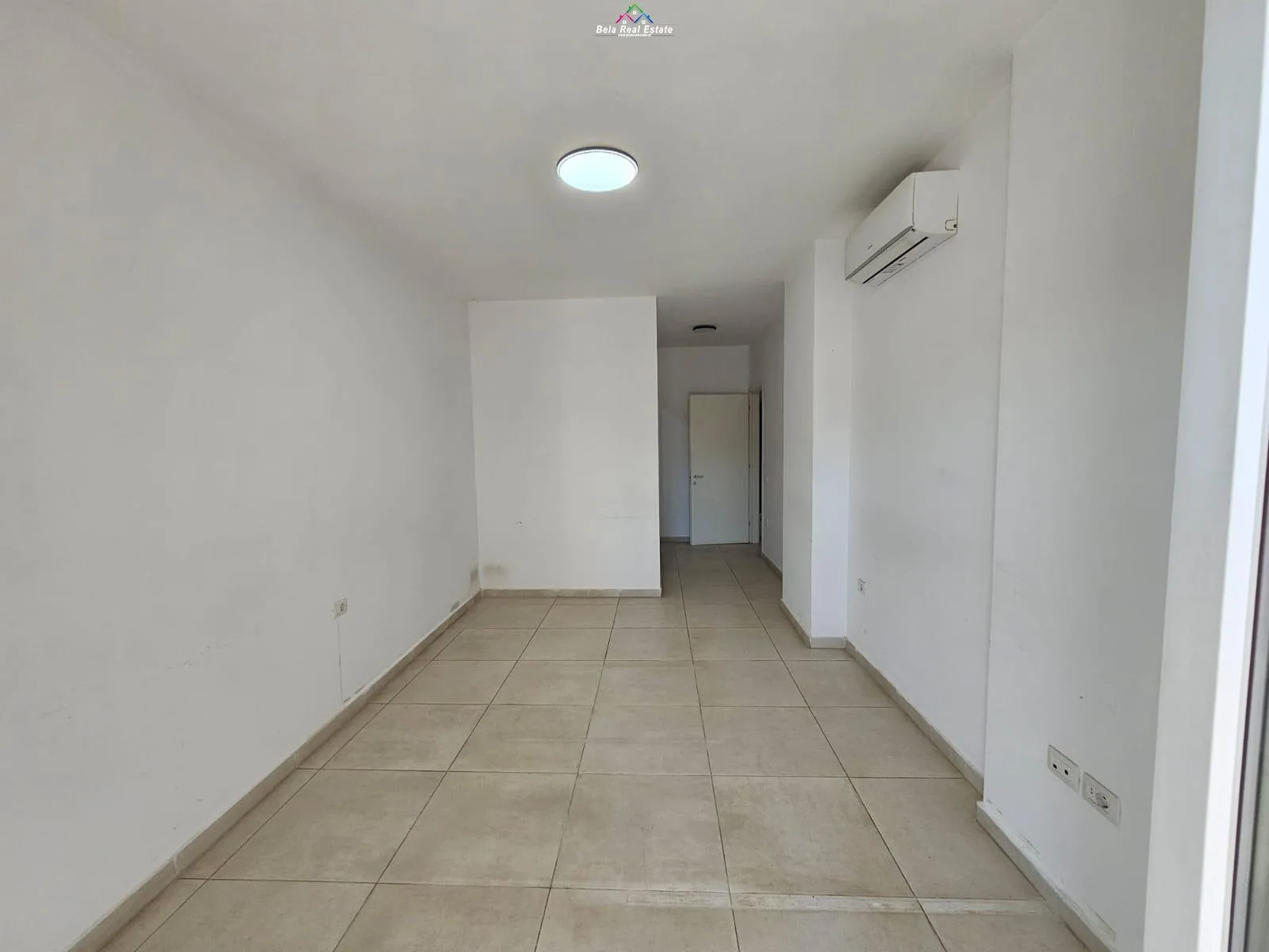 Zyre Me Qera tek Rruga e Barrikadave (ID BZ2688) Tirane