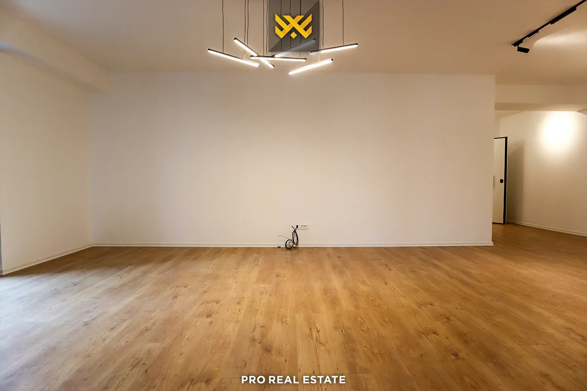Banesë / Zyrë 127m² me #QIRA në Lakrishtë
