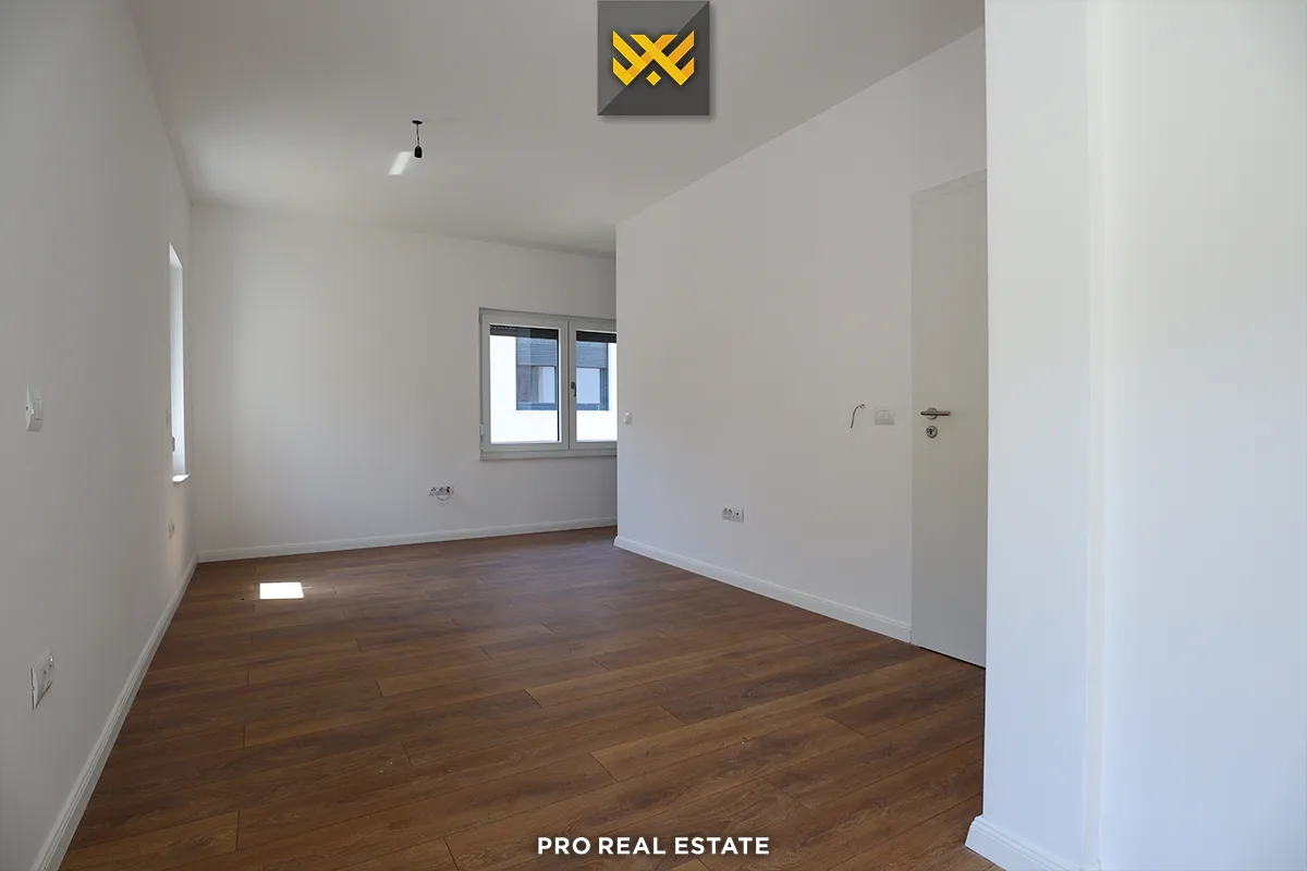 Shtëpi 332.6m² për #SHITJE në Lagjen Sofalia Hills.