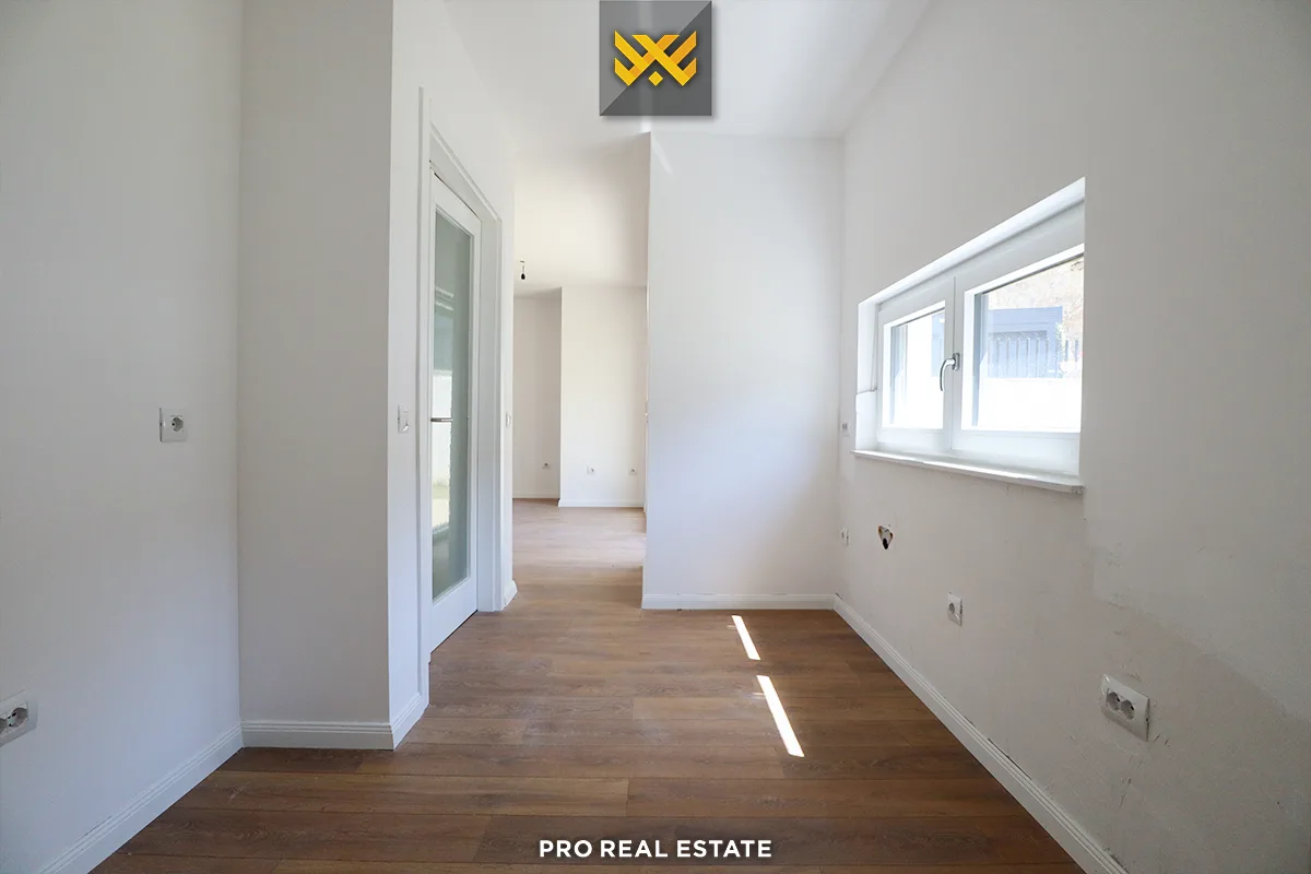 Shtëpi 332.6m² për #SHITJE në Lagjen Sofalia Hills.