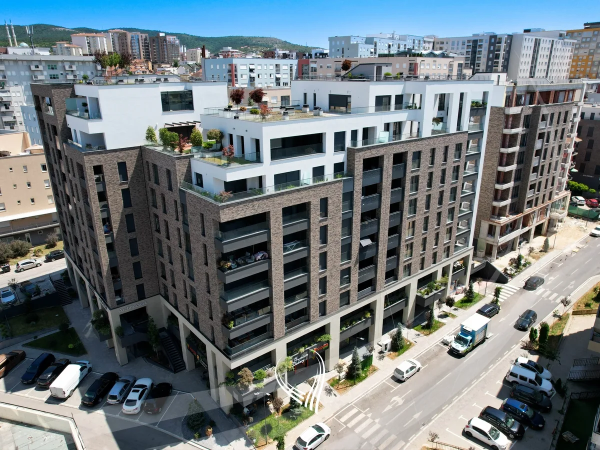 Penthouse me 3 dhoma gjumi me qira ne lagjen Mati 1 – Arcadis 3
