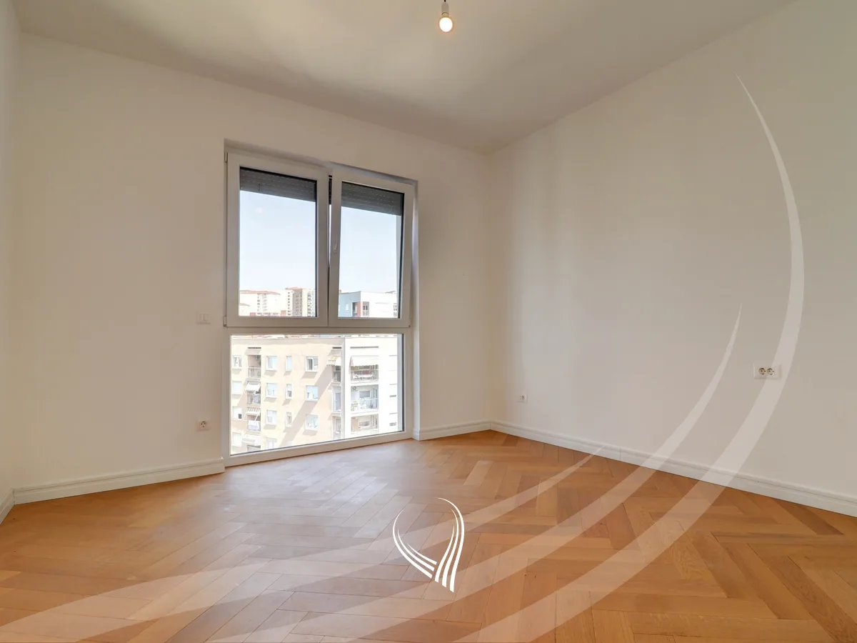 Penthouse me 3 dhoma gjumi me qira ne lagjen Mati 1 – Arcadis 3