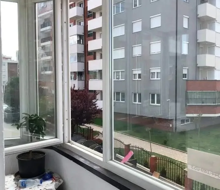 Banesë në shitje në Lagjen Mati 1