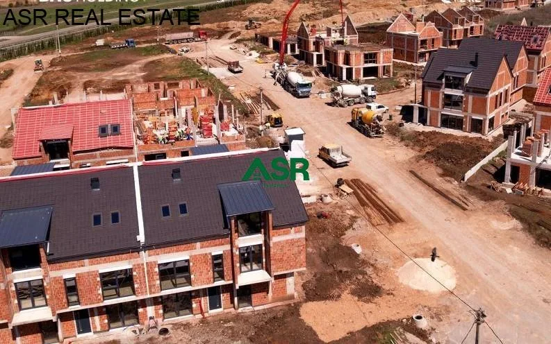 Ofrohet për shitje shtëpia me sipërfaqe 210m² në Lagjen Qendresa e Re në Veterrnik Prishtine ndërtim nga BAU Holding.