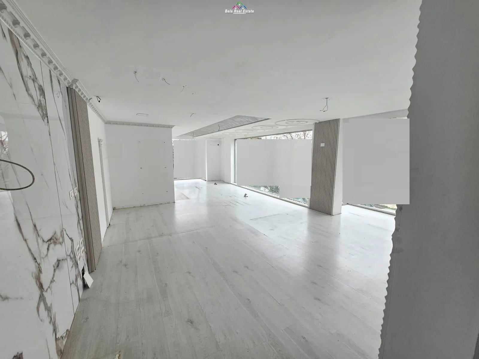 Zyre ne Shitje tek 21 Dhjetori (ID BZ117) Tirane