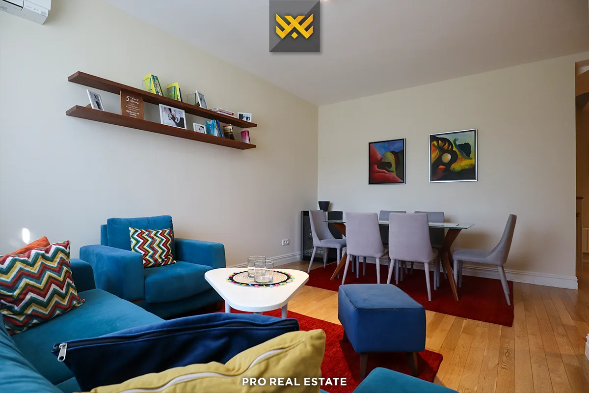Shtëpi 244m² për #SHITJE në Lagjen Fshati Ndërkombëtar