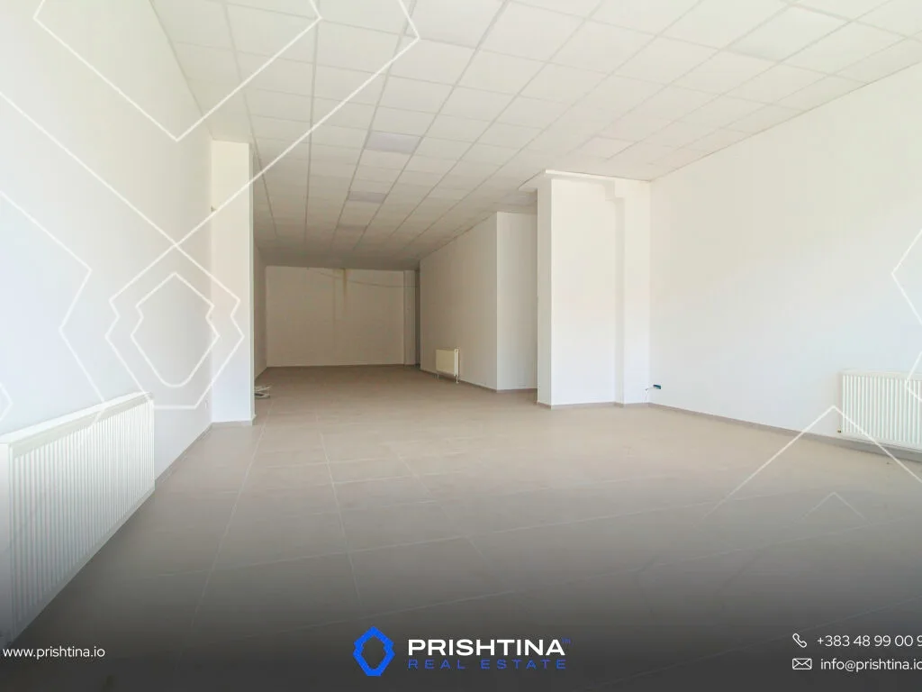 LOKAL NE SHITJE 107m² NE RRUGA B