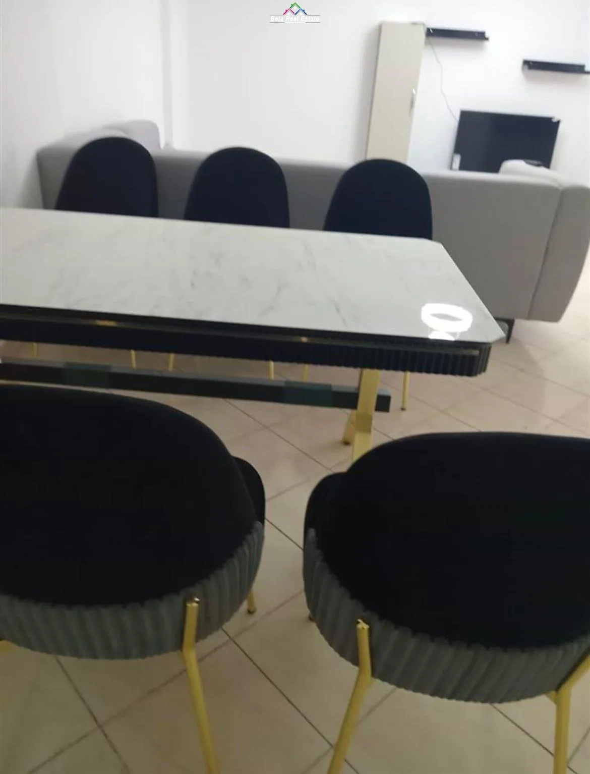 Apartament Me Qera 2+1+2 tek Rruga E Kavajes (ID B2201133)