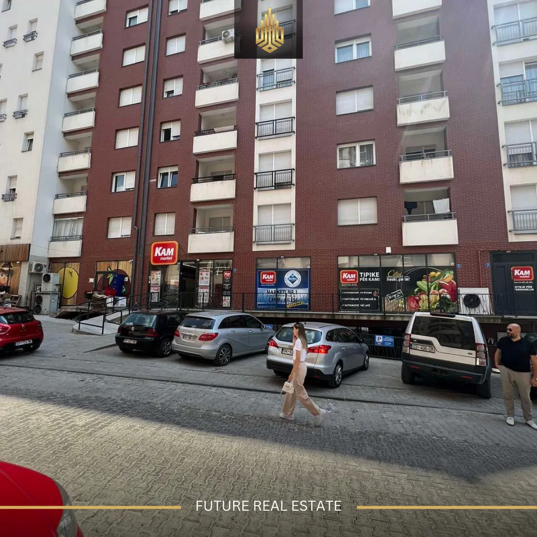 Lokal në SHITJE/440m²