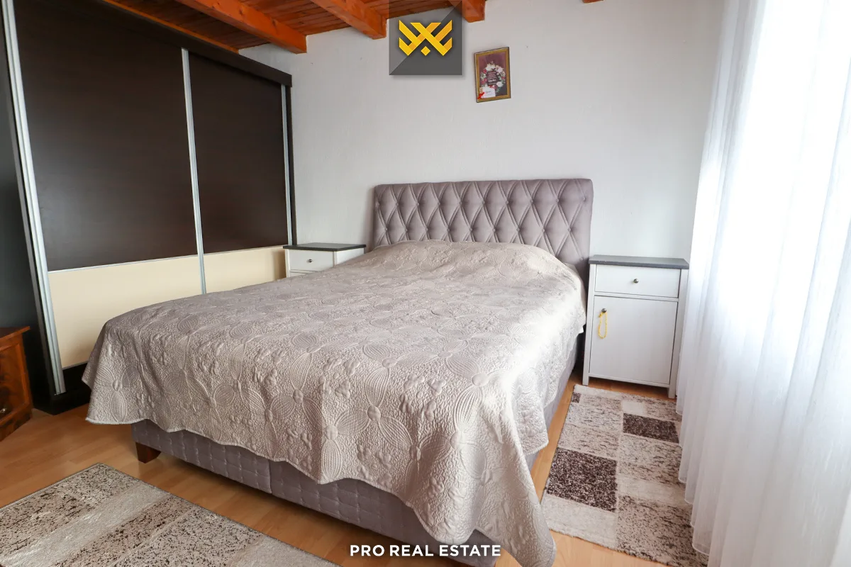 Shtëpi 180m² për #SHITJE në Matiçan