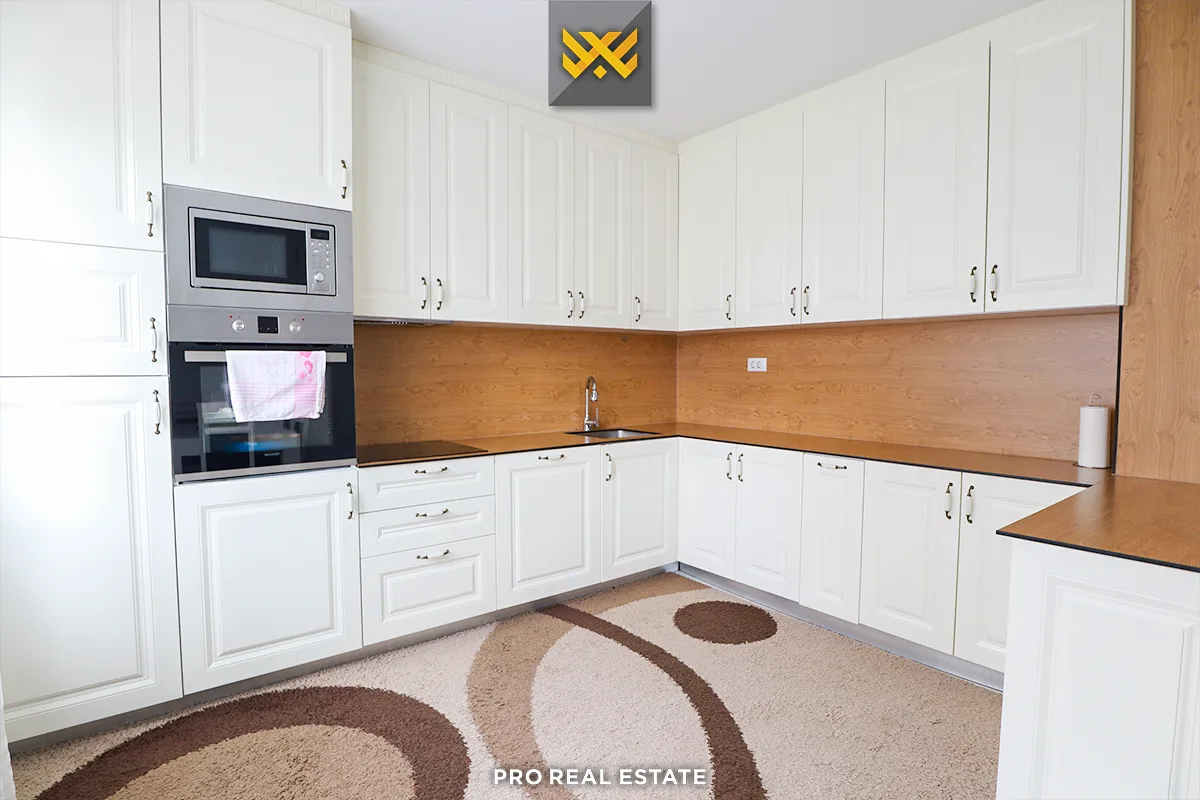 Shtëpi 180m² për #SHITJE në Matiçan