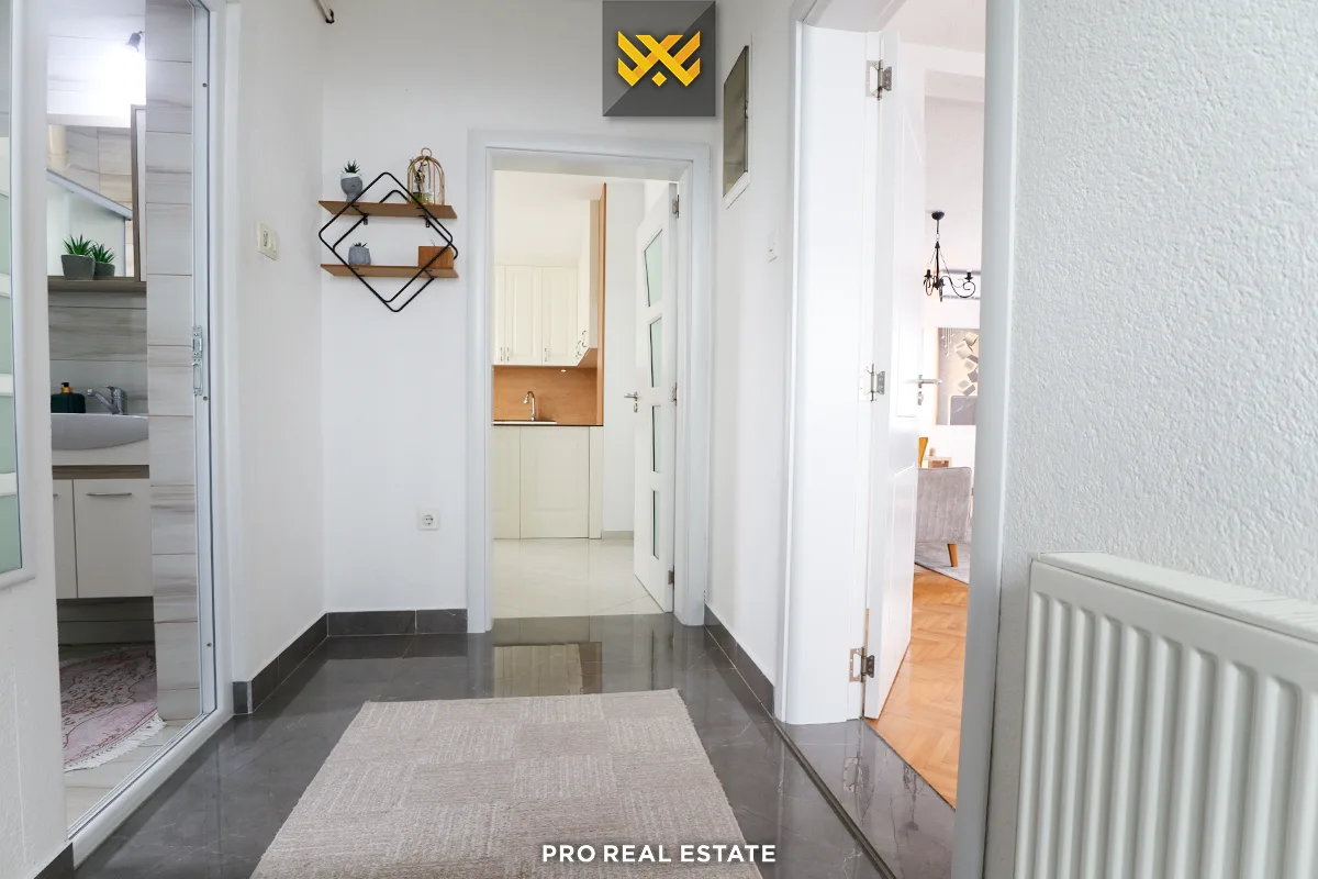 Shtëpi 180m² për #SHITJE në Matiçan