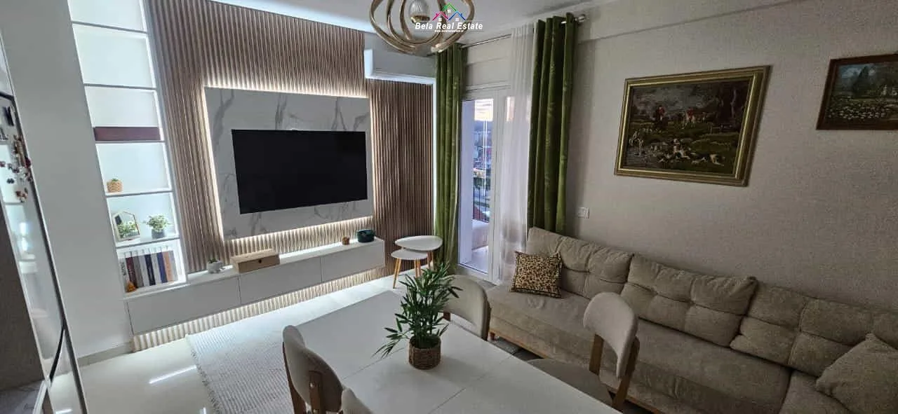 Apartament Me Qera 2+1 Tek Ish-Dogana (ID B2201828) Tirane