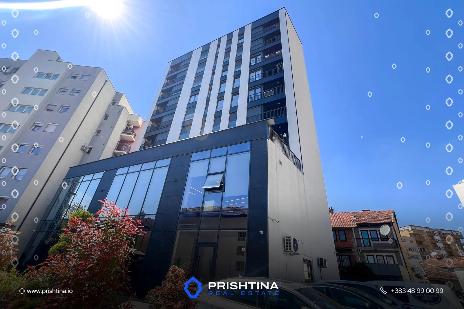Lokale në #shitje 63m² + 96m² në Tophane