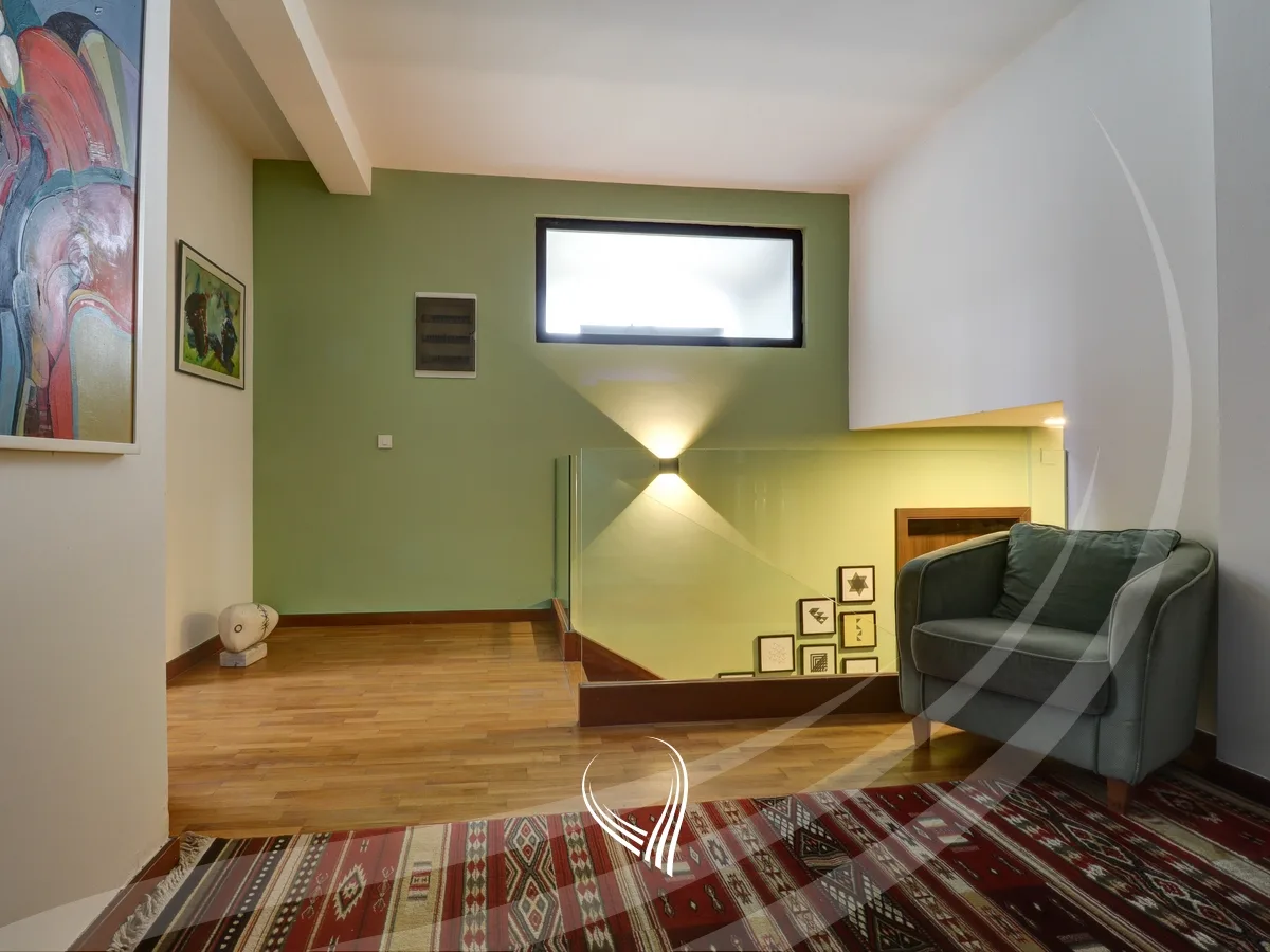 Shtëpi 400m2 në shitje në lagjen Taslixhe