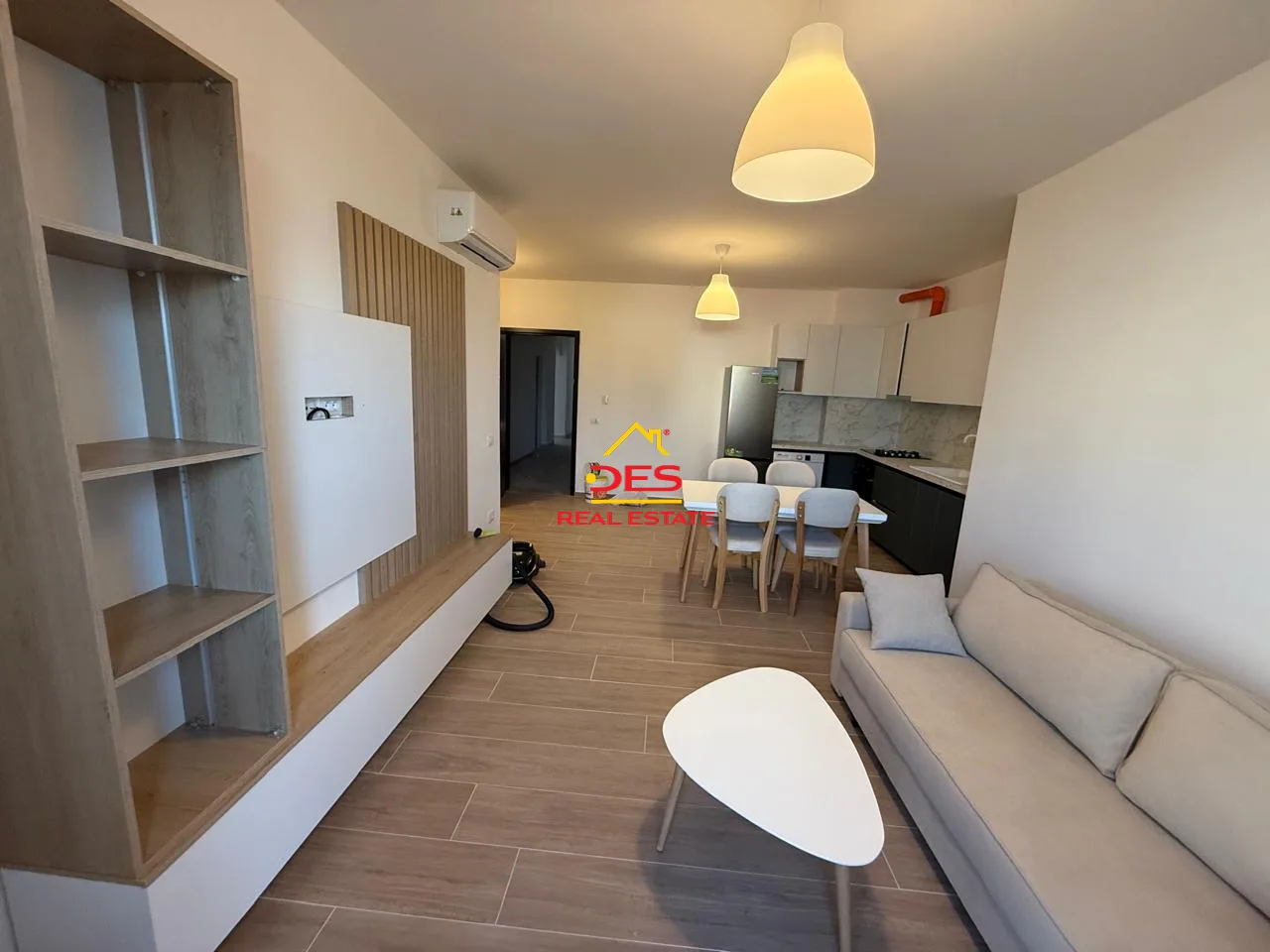 Shitet ose jepet me qira apartament 1+1 në orikum , vlorë.