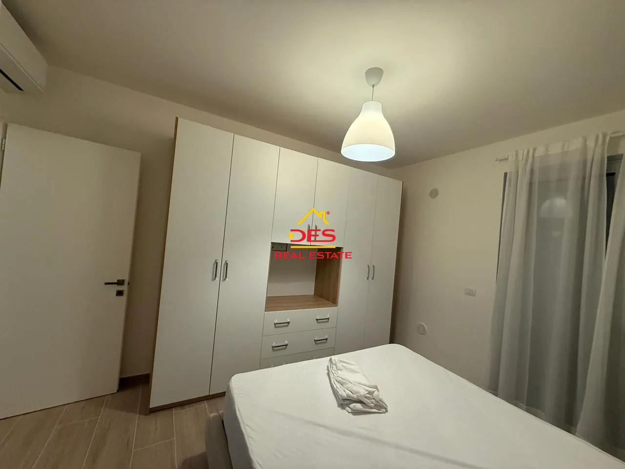 Shitet ose jepet me qira apartament 1+1 në orikum , vlorë.
