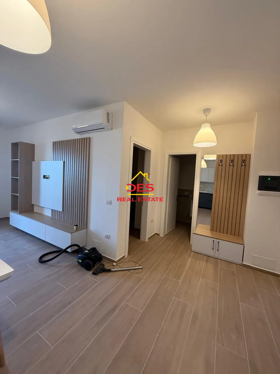 Shitet ose jepet me qira apartament 1+1 në orikum , vlorë.