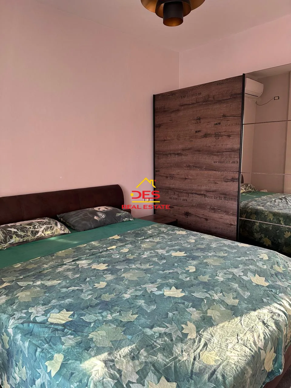 Jepet me qira apartament 3+1+2 pranë hotel salvadore, vlorë