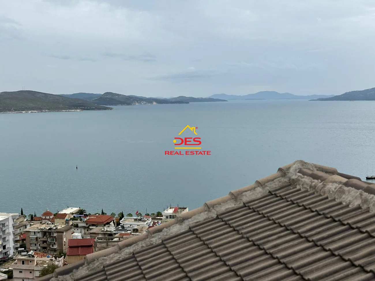 Shitet papafingo 3+1 në sarandë. me pamje ballore nga deti🌅