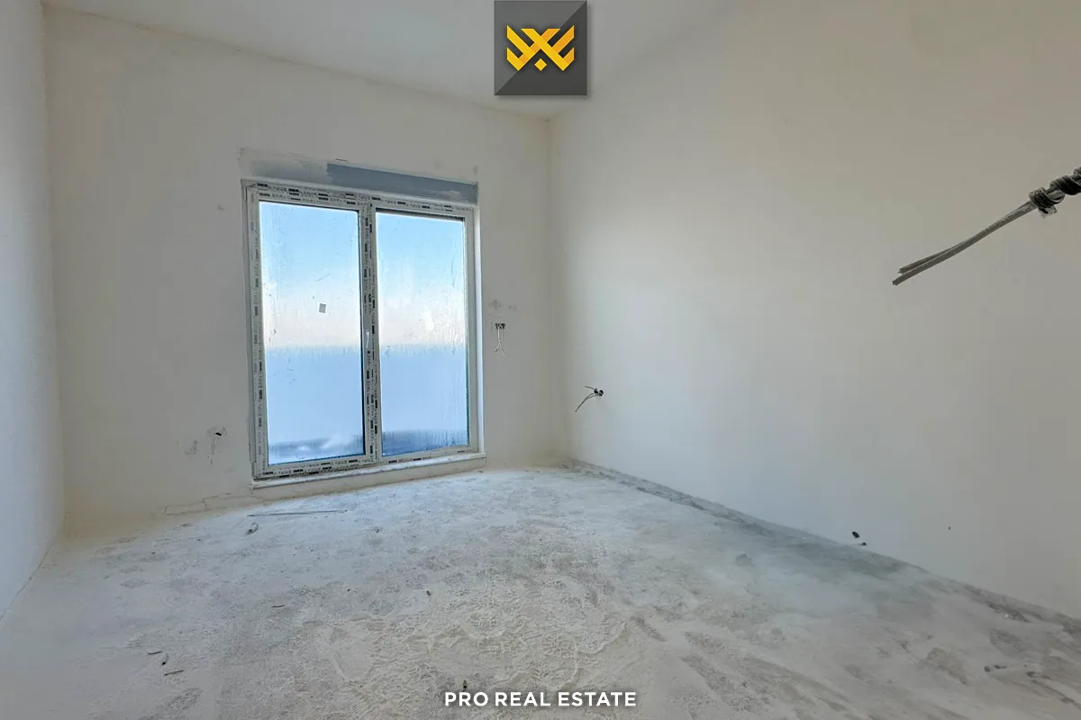 Banesë Penthouse 165m² + 40m² për #SHITJE në Dragodan