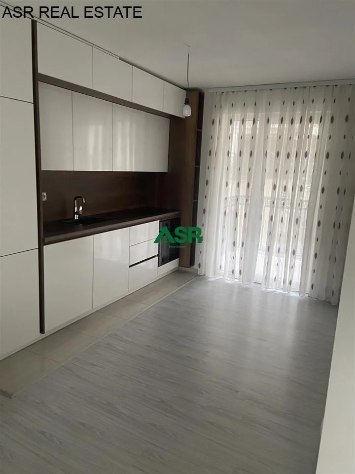 #ID:4124 Banesë 63m2 me #qira në  Lagjen e Muhaxherëve, afër Shtëpisë së Shëndetit.