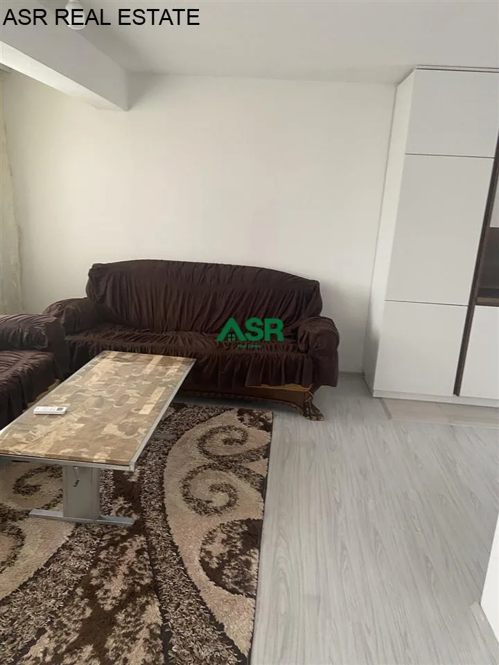 #ID:4124 Banesë 63m2 me #qira në  Lagjen e Muhaxherëve, afër Shtëpisë së Shëndetit.