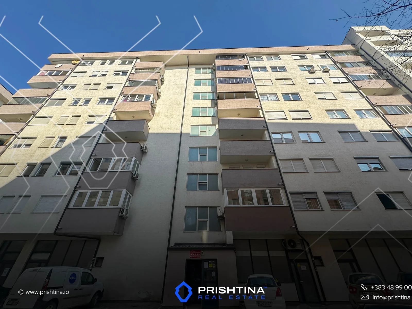 Banese ne #shitje 87m² në Fushë Kosovë 🏠✨