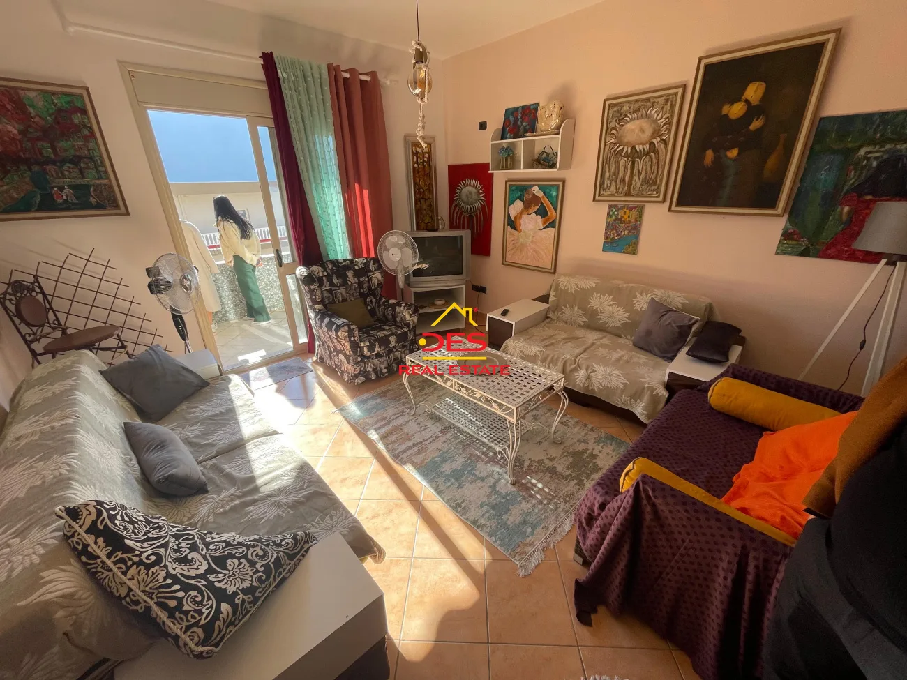 Shitet apartament 1+1 në orikum.