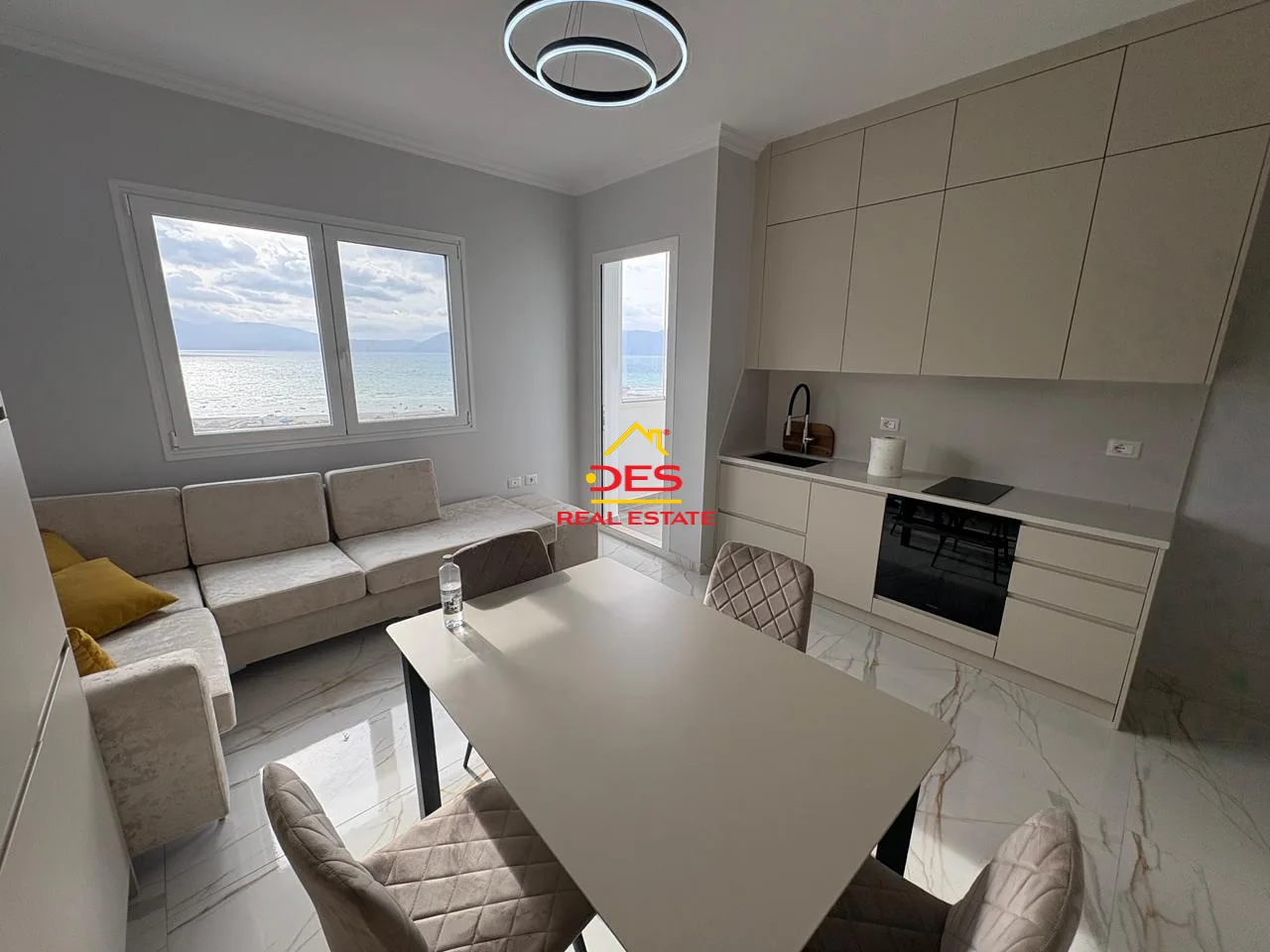 JEPET ME QIRA APARTAMENT 2+1 PRANË PORTIT ,VLORË 📍 Te Ish- Karburant Vola