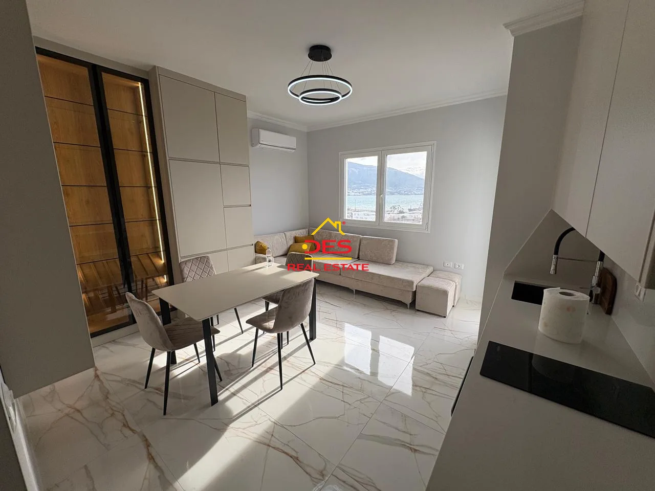 JEPET ME QIRA APARTAMENT 2+1 PRANË PORTIT ,VLORË 📍 Te Ish- Karburant Vola